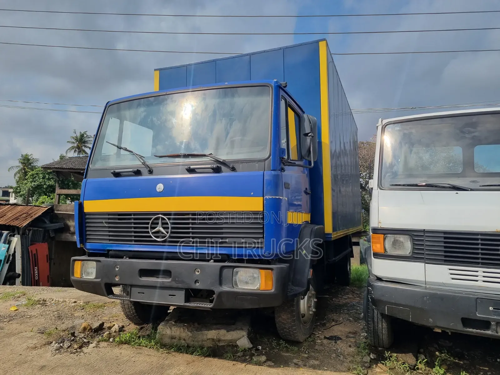 German 814 Mercedes Truck Blue 2005