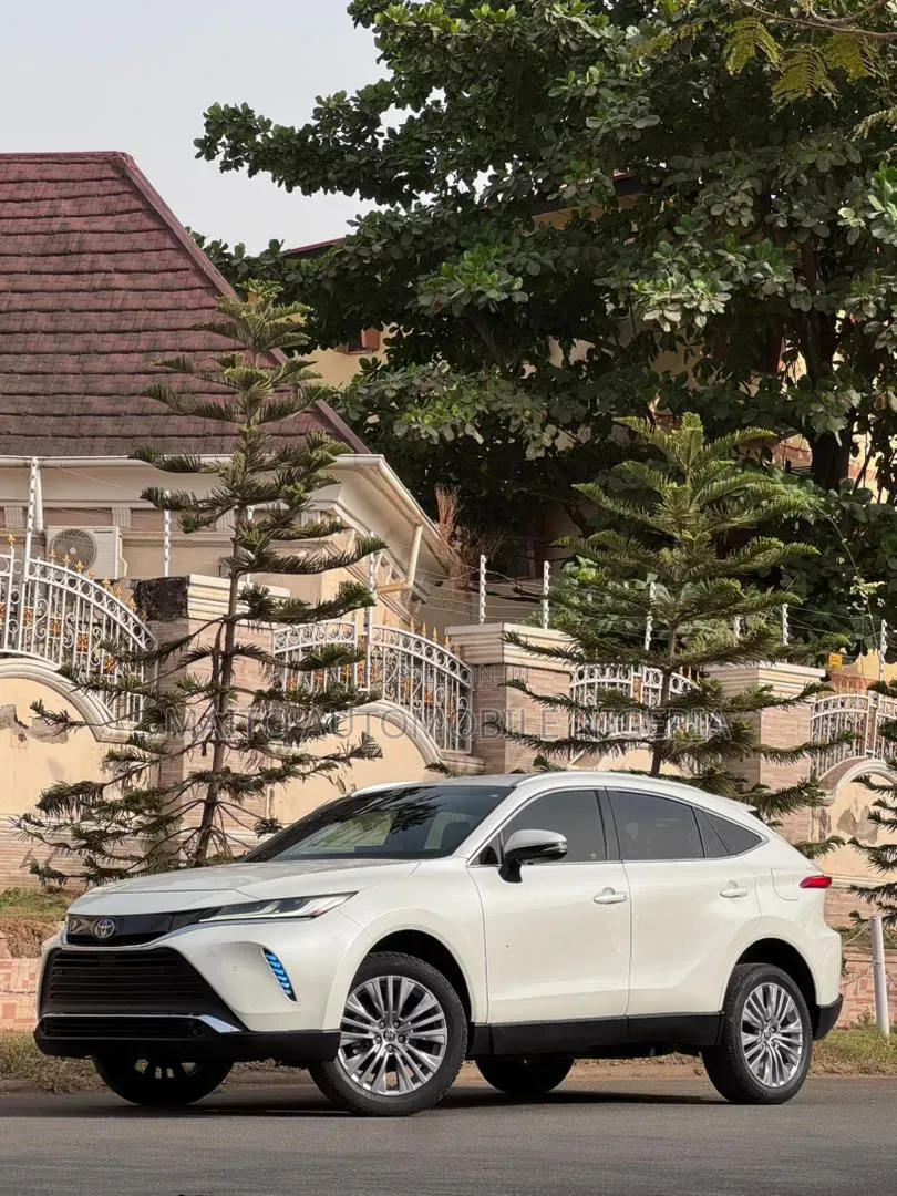 Toyota Venza Limited 2021 White