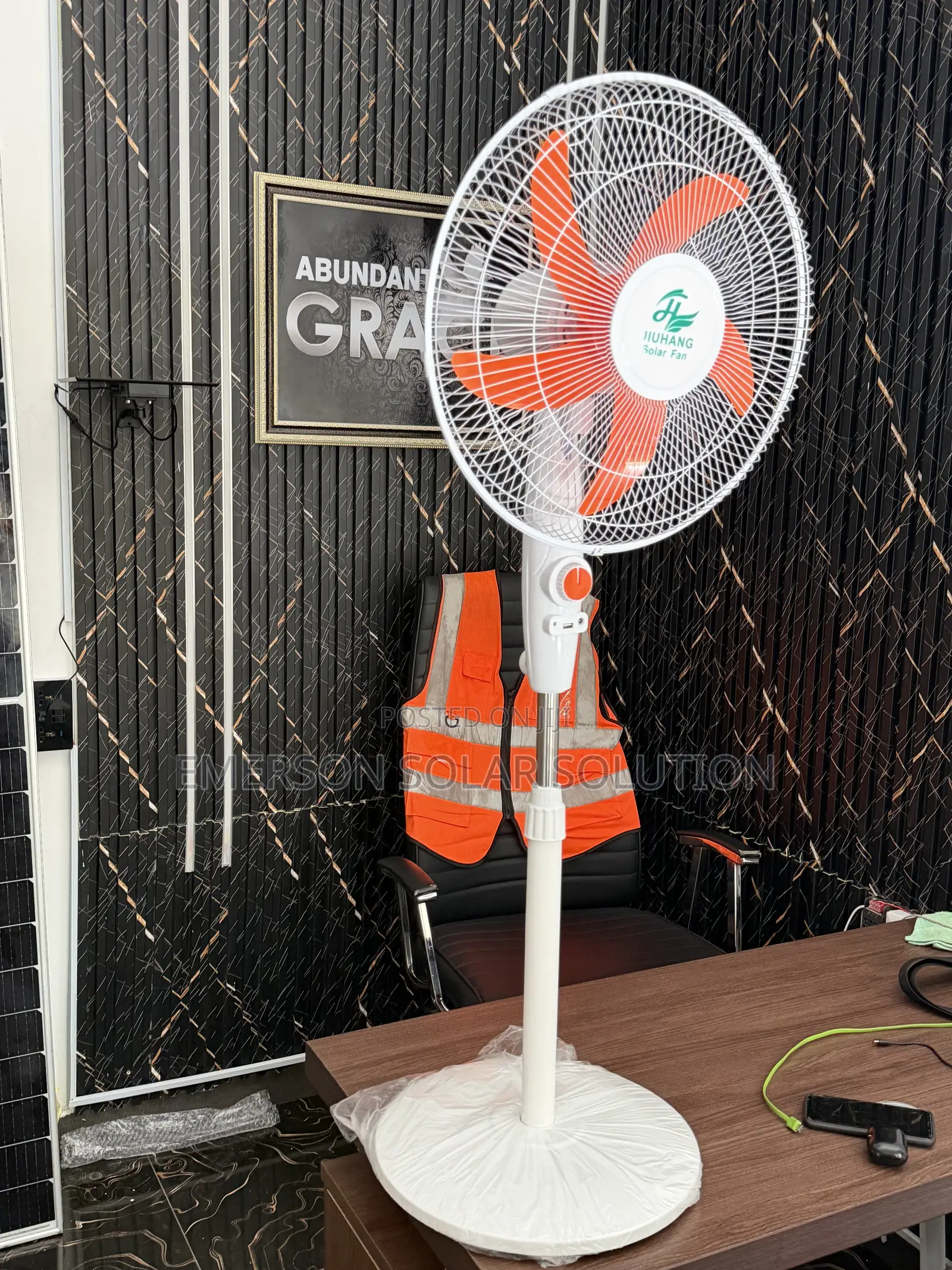 Huhang Solar Fan 16inches