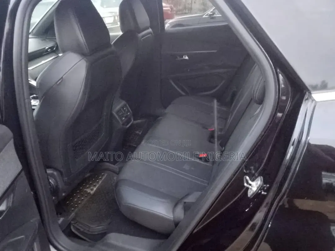 Toyota Venza Limited 2021 White