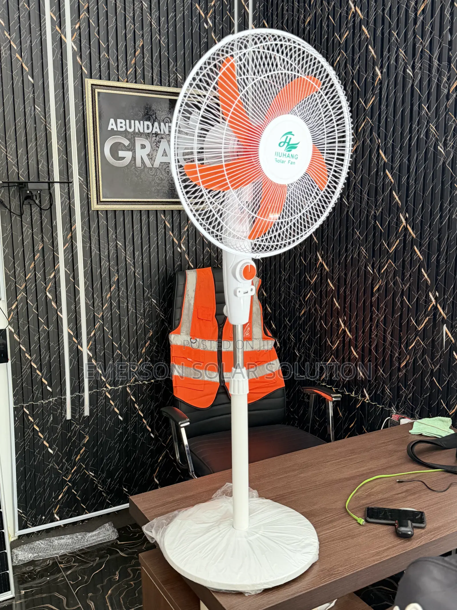 Huhang Solar Fan 16inches