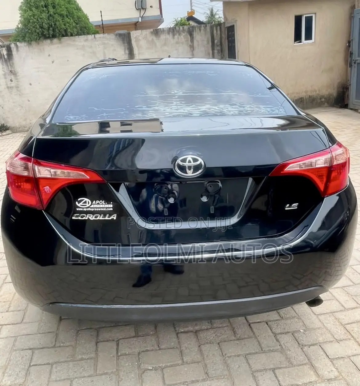 Toyota Corolla LE Eco (1.8L 4cyl 2A) 2018 Black