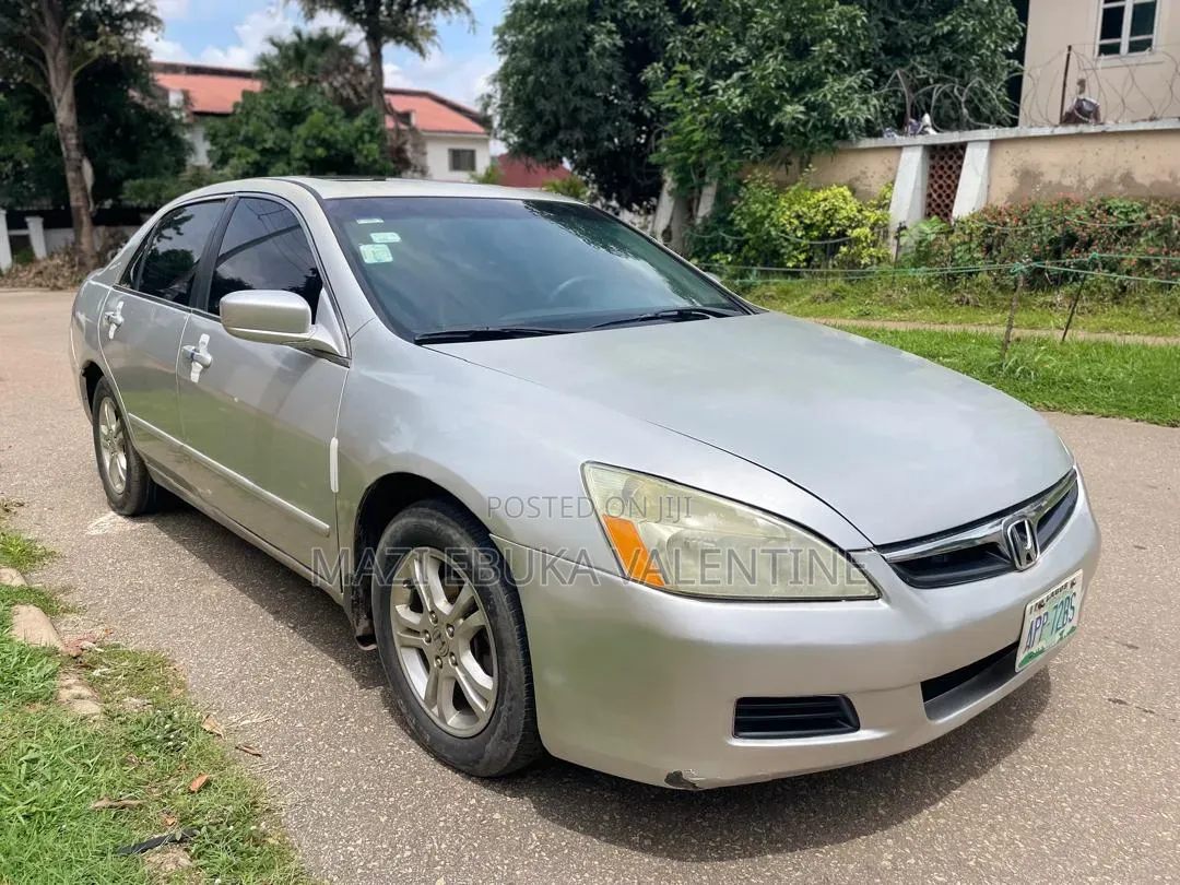 Honda Accord 2007 Brown
