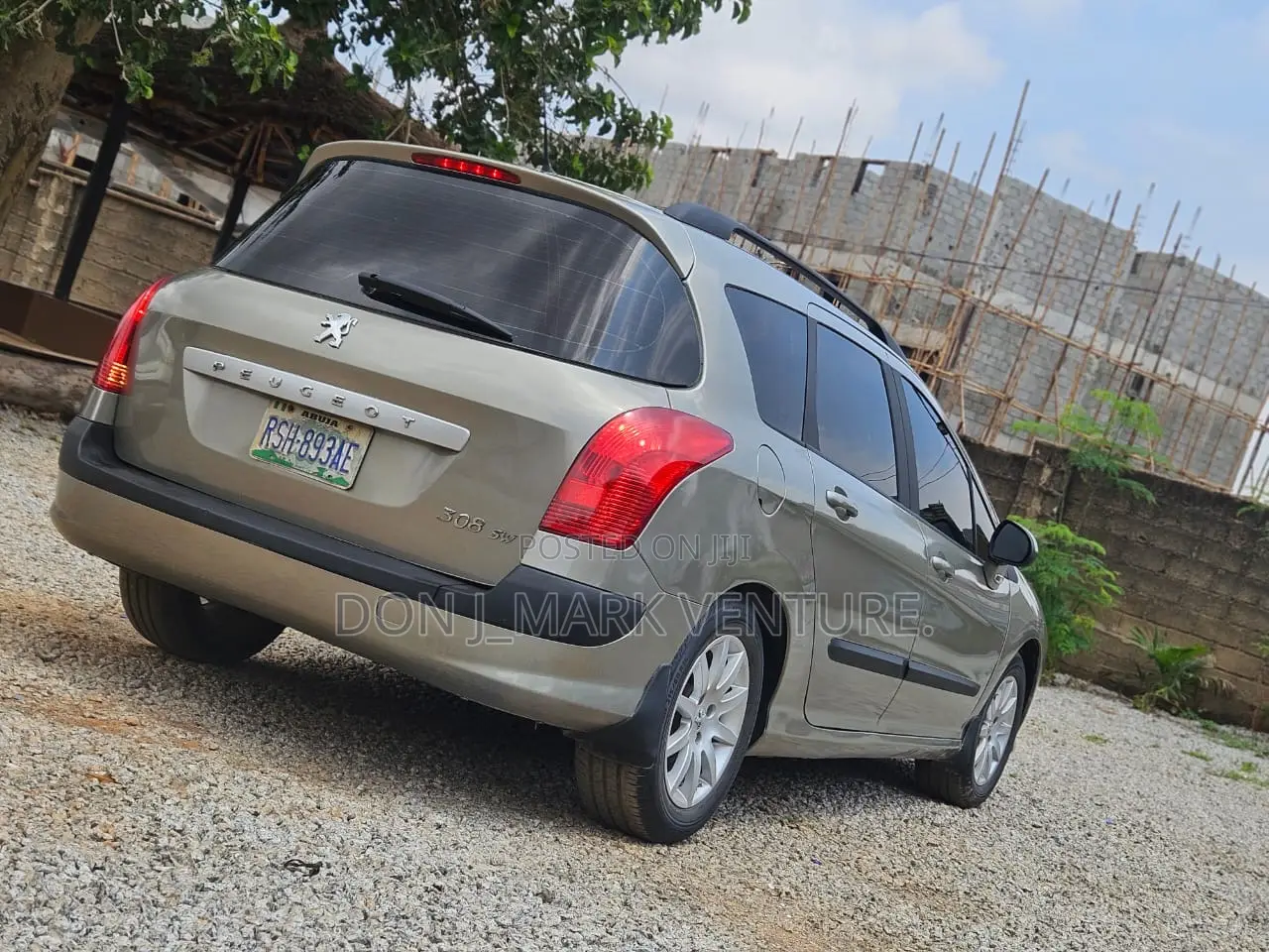 Peugeot 308 2012 Green