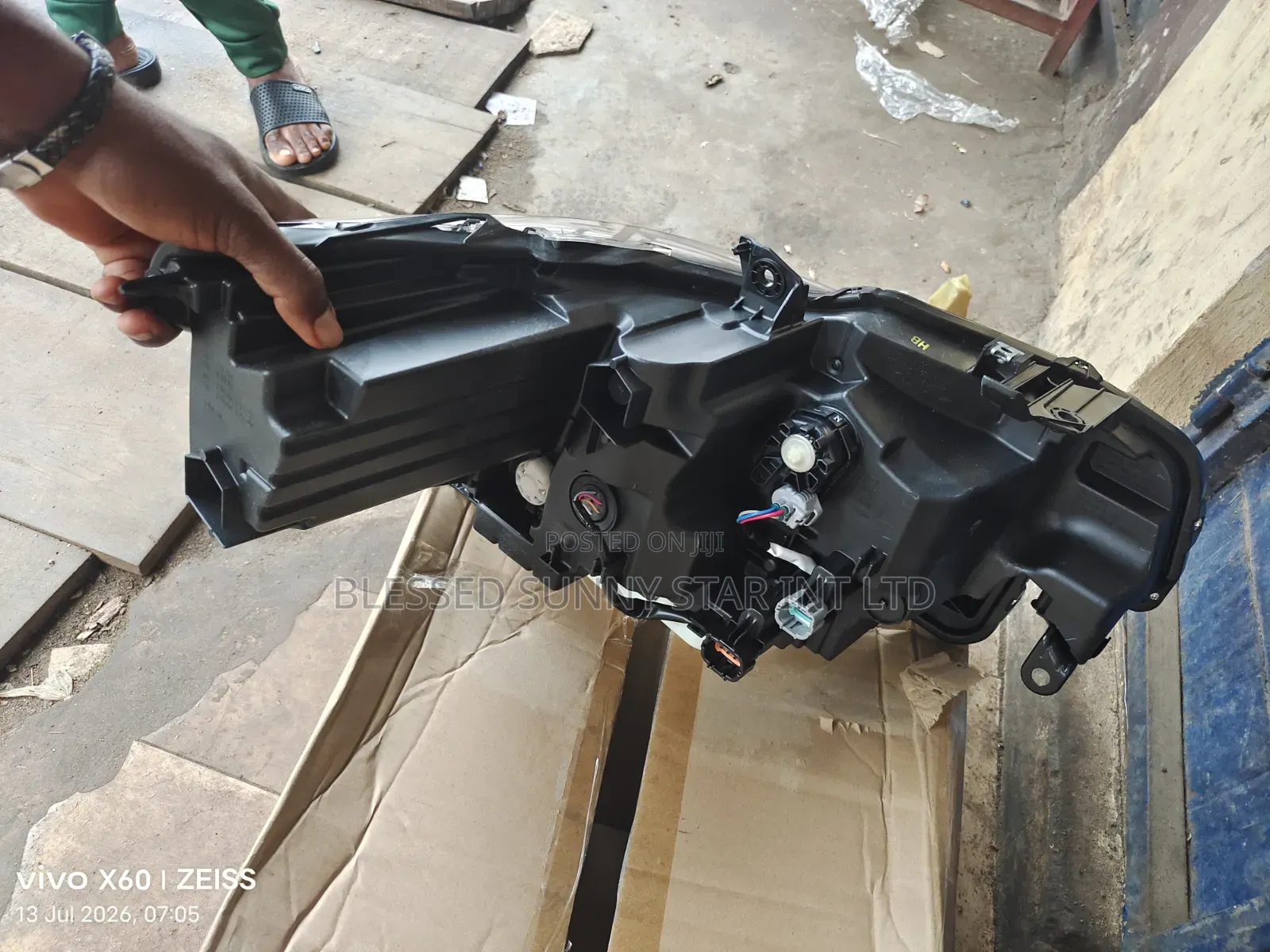 Head Lamp Infiniti Qx80 2023