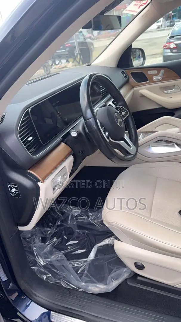 Mercedes-Benz GLE-Class 2022 Blue