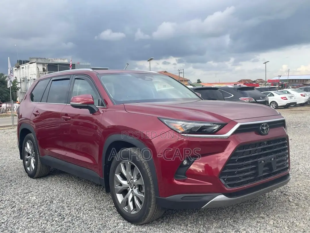 Toyota Highlander 2025 Maroon