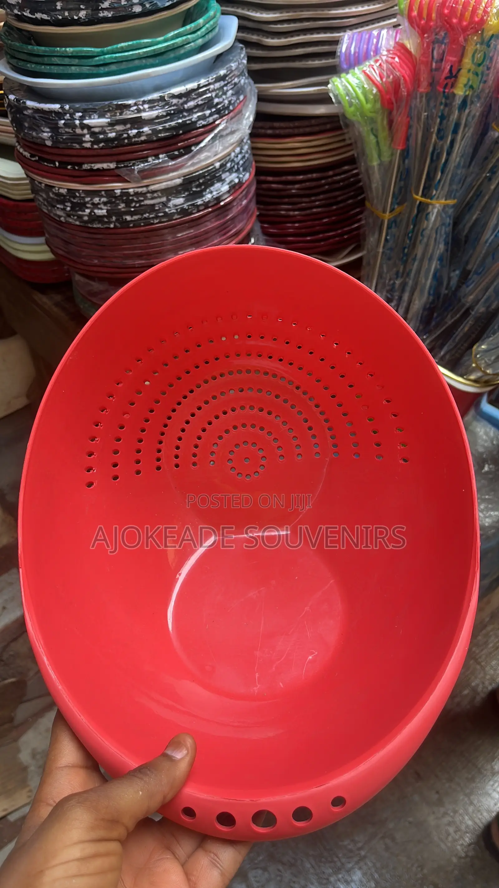 Plastic Sieve and Bowl Available for Souvenirs