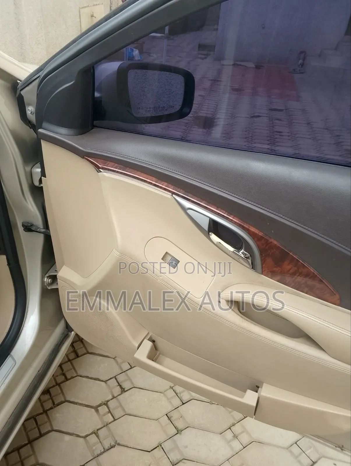 Buick LaCrosse 2013 Gold