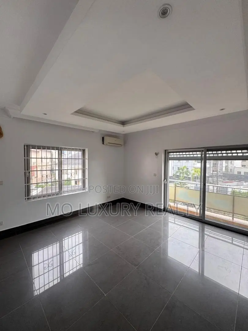 5bdrm Townhouse / Terrace in Ikoyi for rent