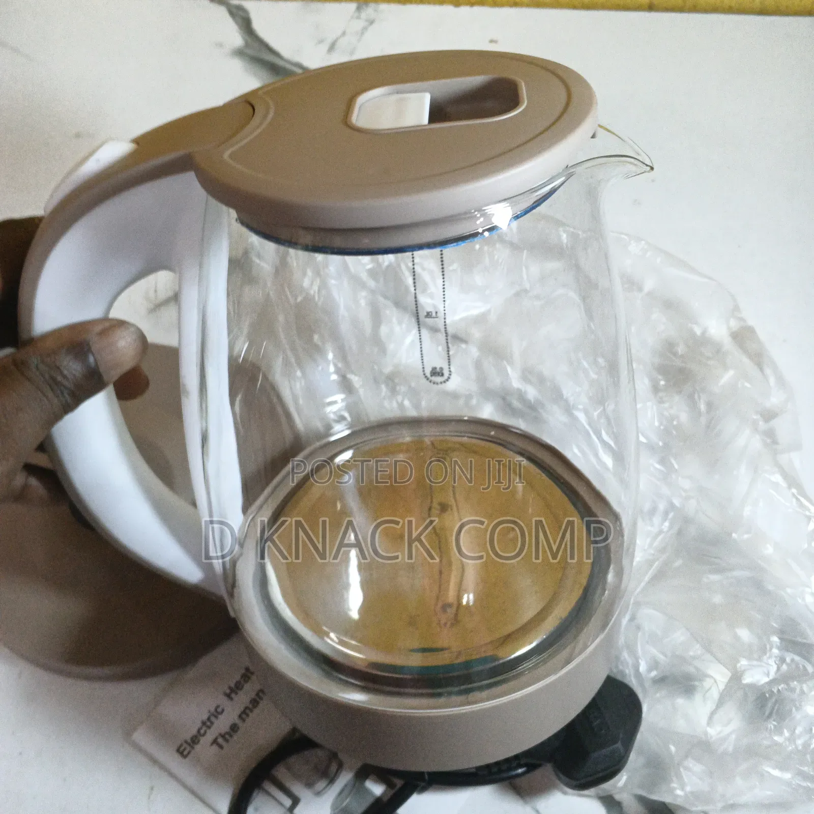 1.8 Liters Blue Light Glass Electric Kettle.