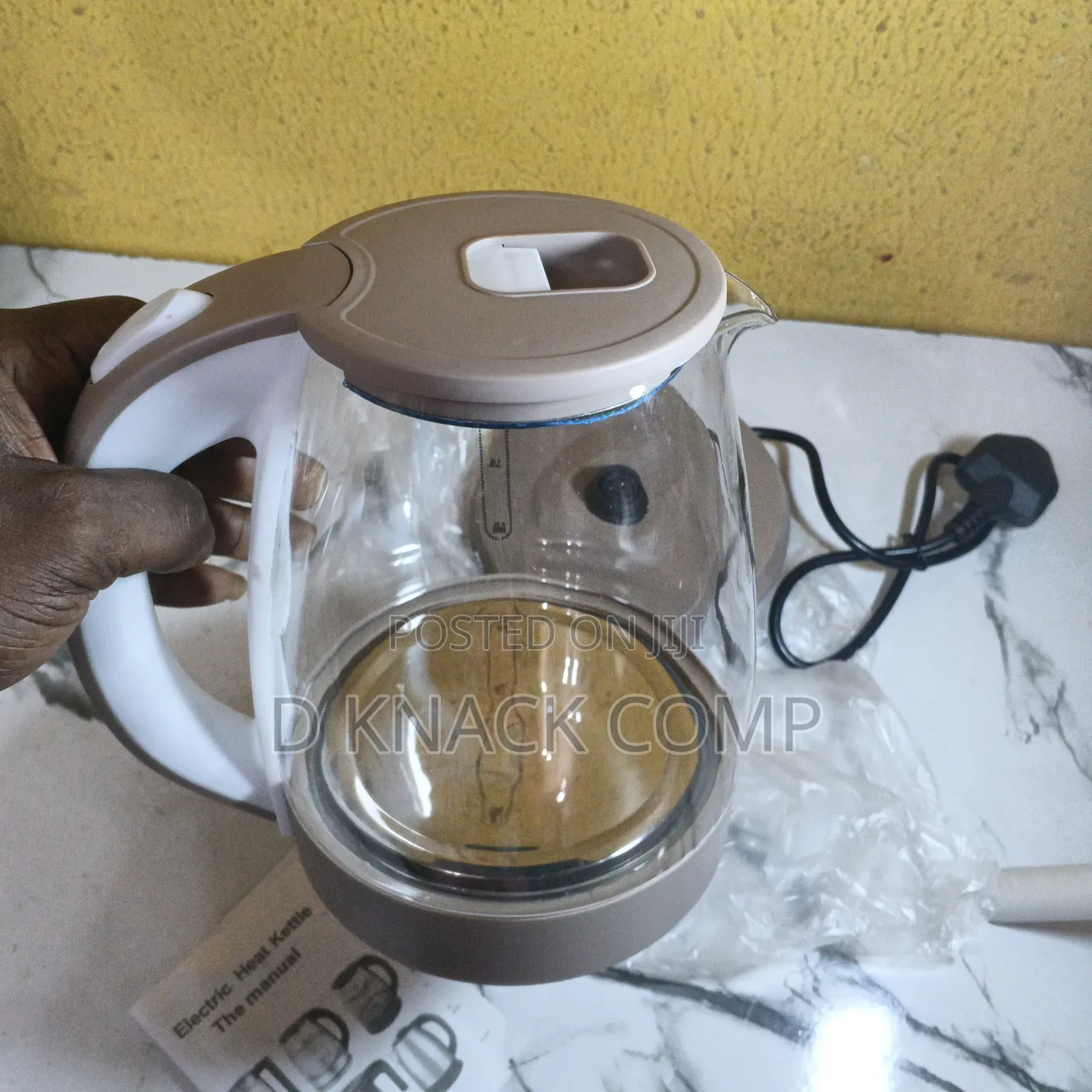 1.8 Liters Blue Light Glass Electric Kettle.