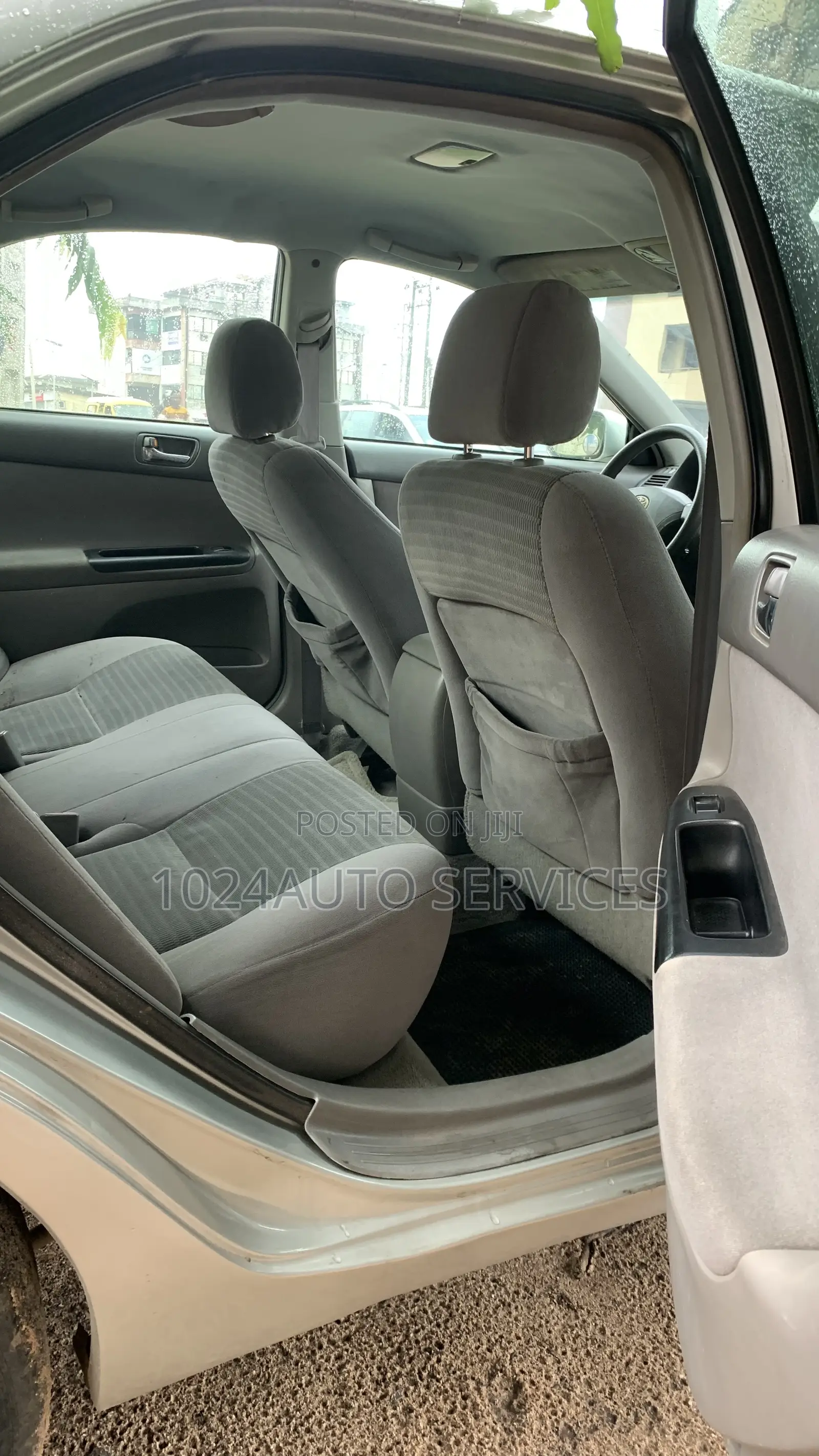 Toyota Camry LE 4dr Sedan (2.4L 4cyl 5A) 2006 Silver