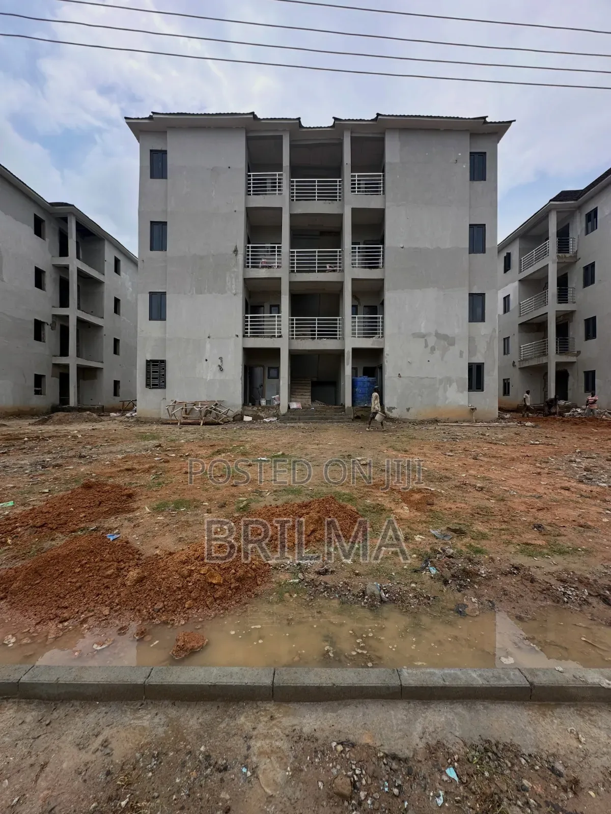 3bdrm Apartment in Life Camp for sale