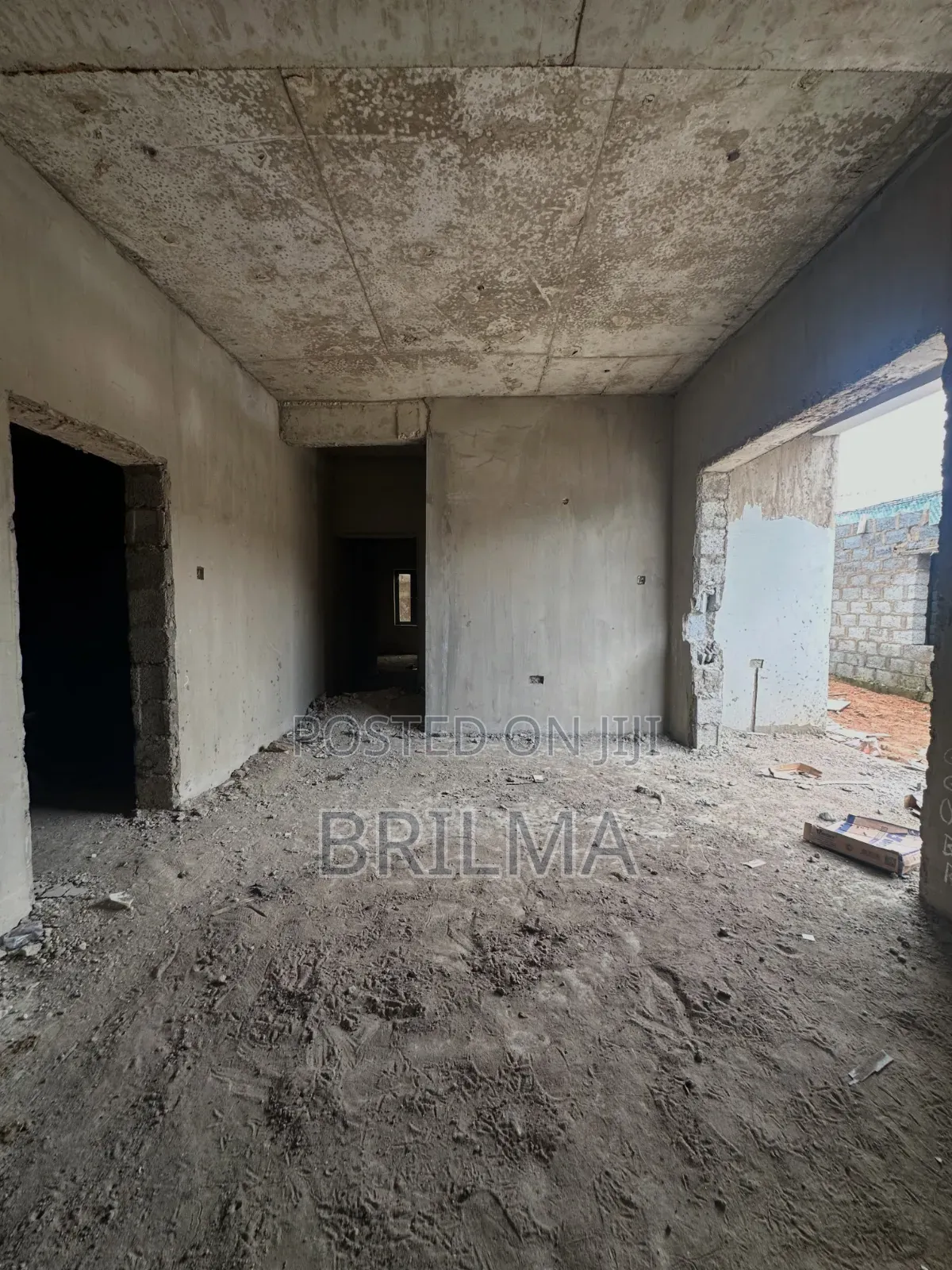 3bdrm Apartment in Life Camp for sale