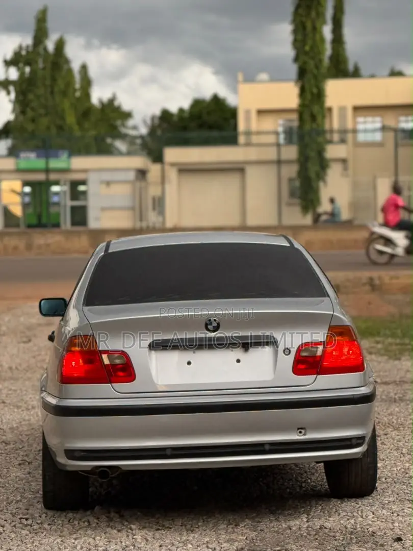 BMW 3 Series 2004 Silver