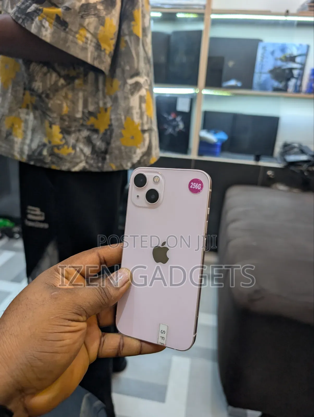 Apple iPhone 13 256 GB Pink