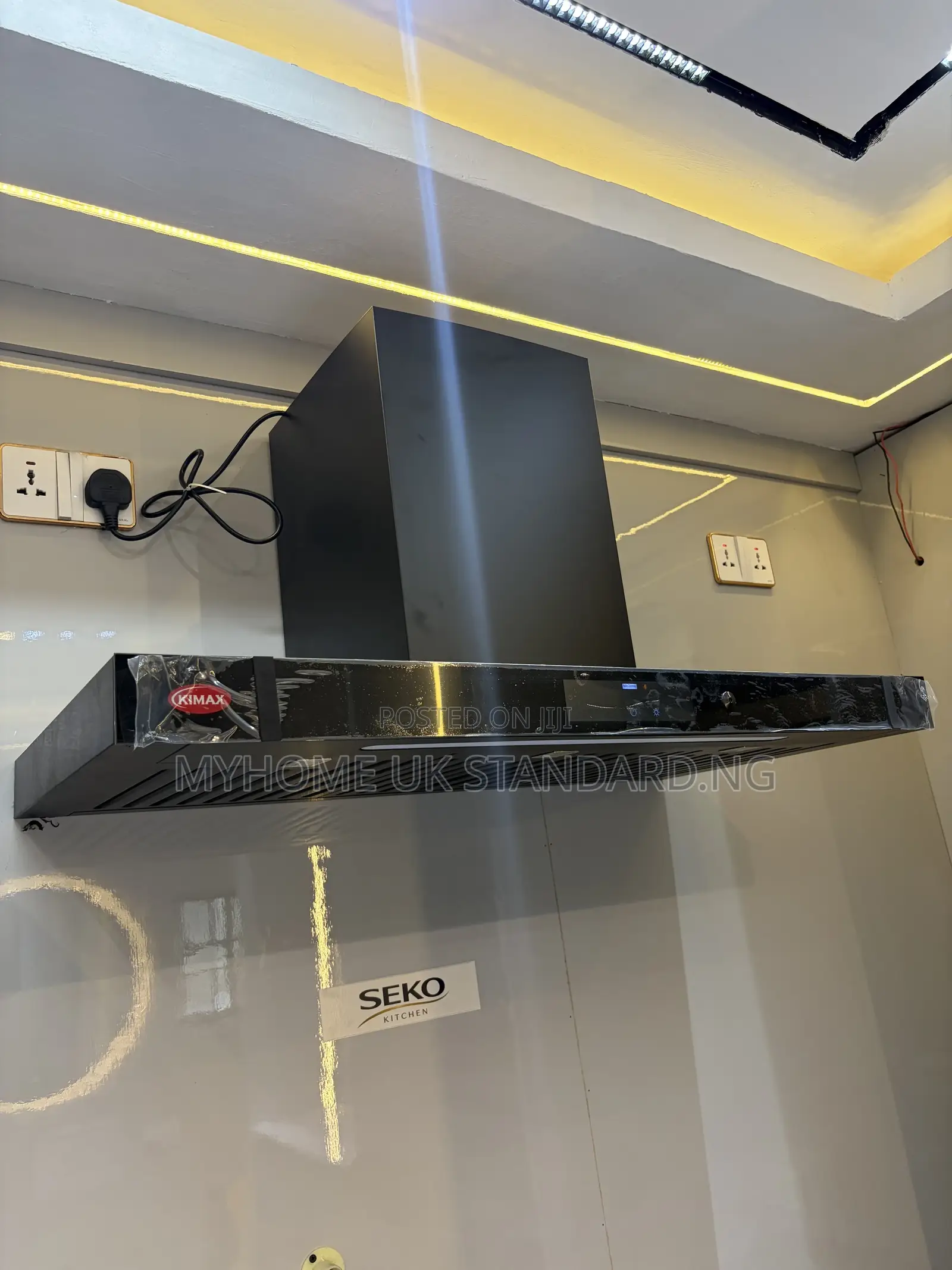 Kimax 90cm Extractor Kitchen Hood