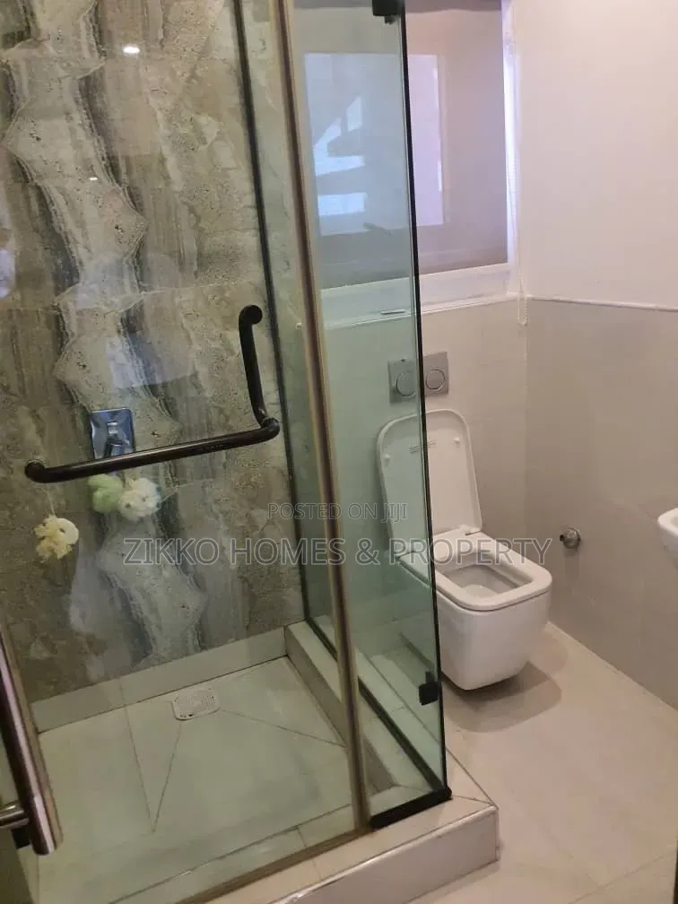 2bdrm Apartment in Banana Island for sale