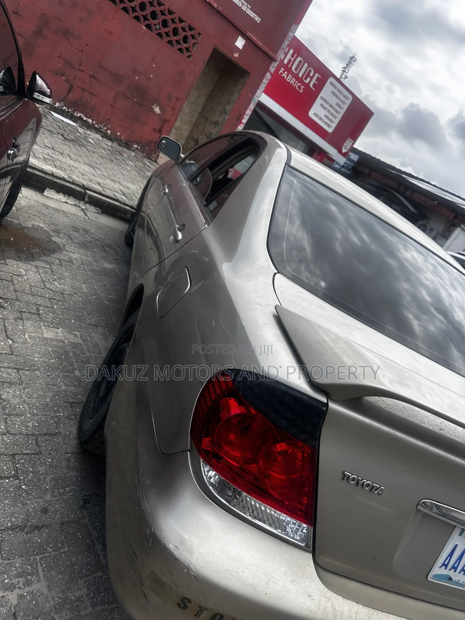 Toyota Camry 2006 Gold