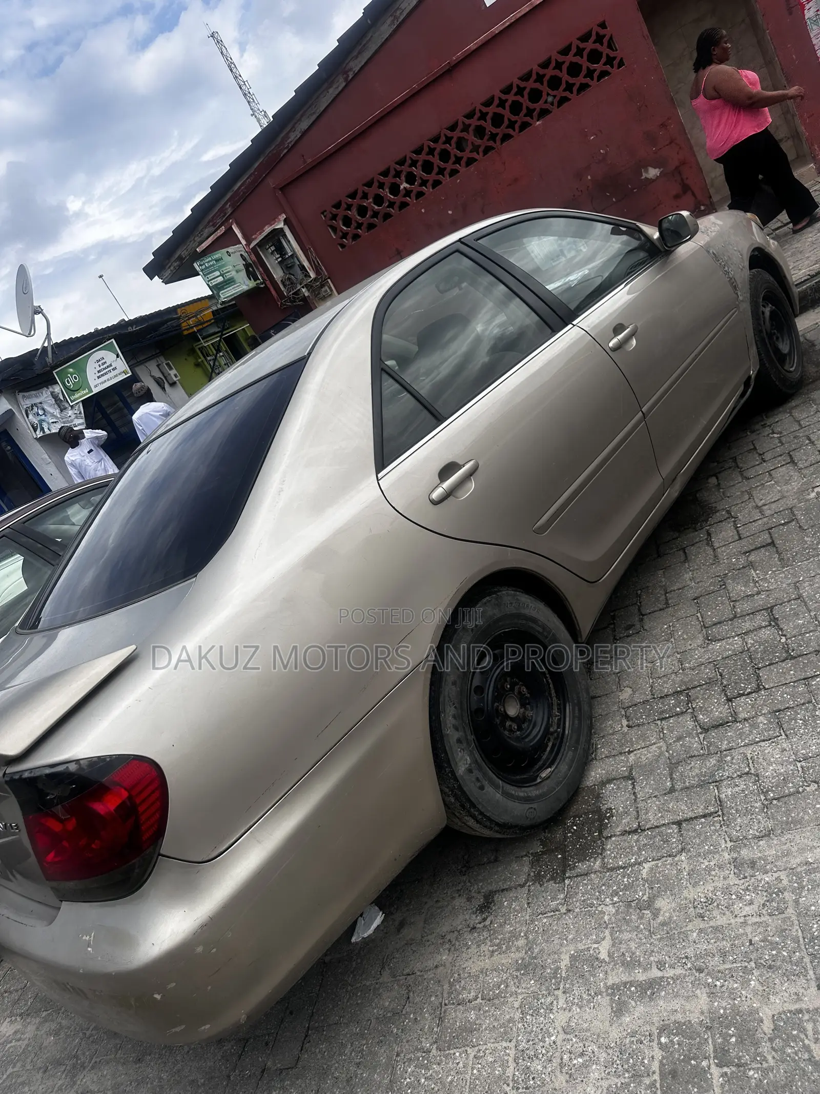 Toyota Camry 2006 Gold