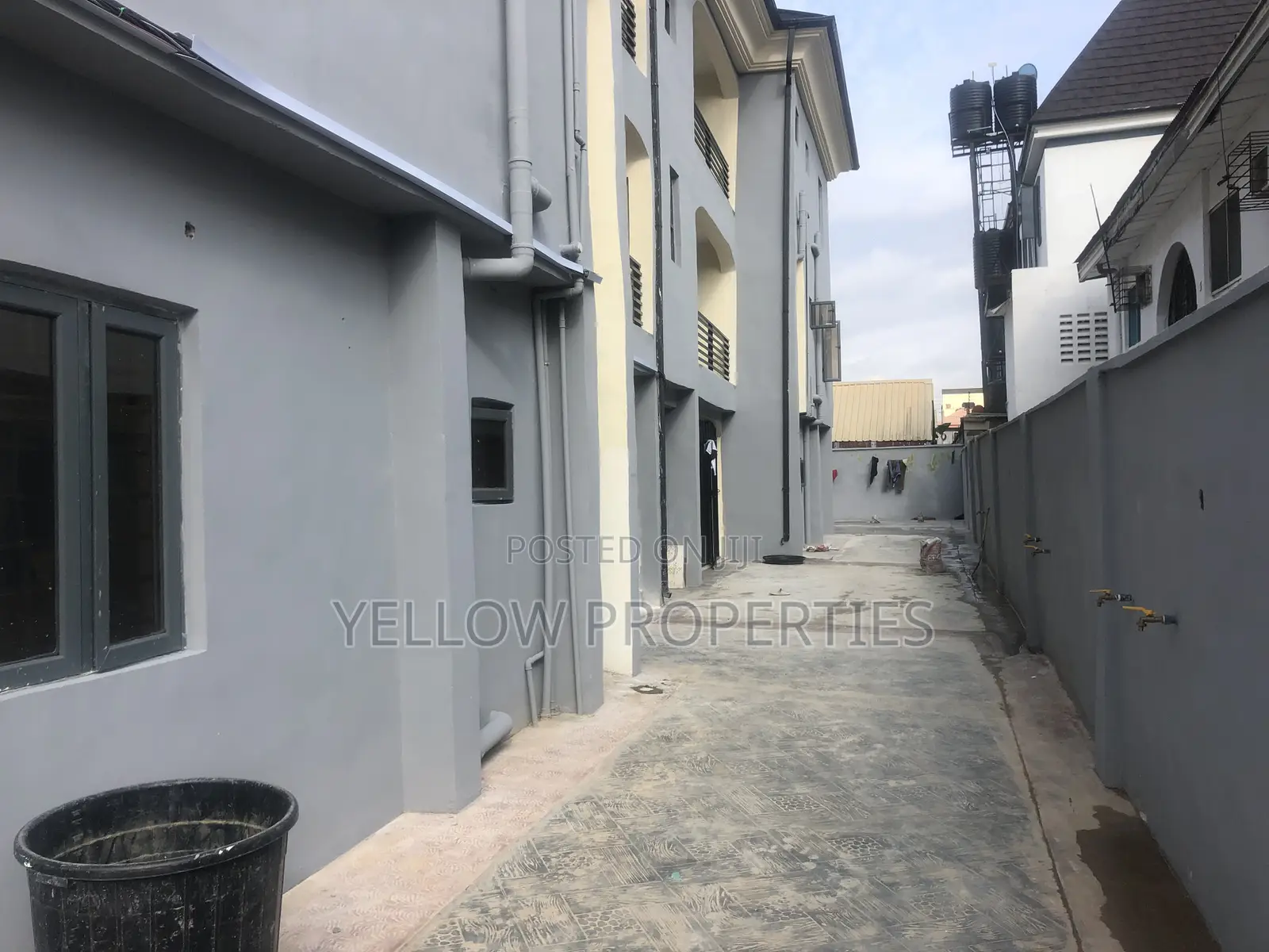 Furnished 3bdrm Apartment in Ago Palace for sale