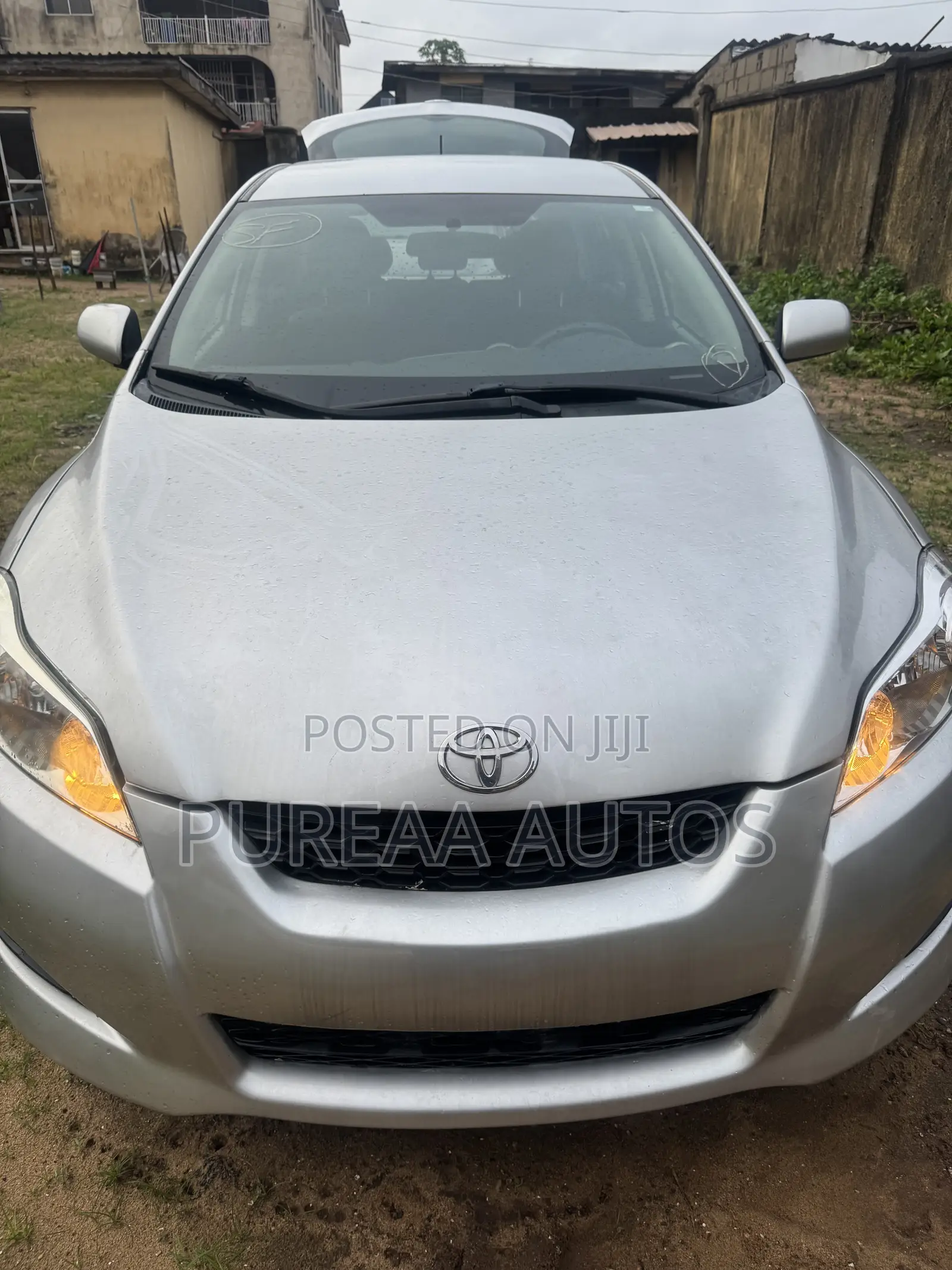 Toyota Matrix Hatchback FWD (1.8L 4cyl 5M) 2009 Silver