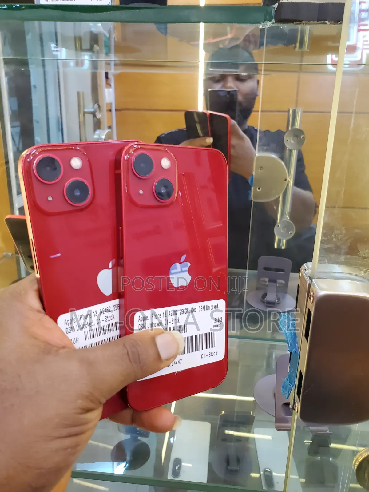 Apple iPhone 13 256 GB Red