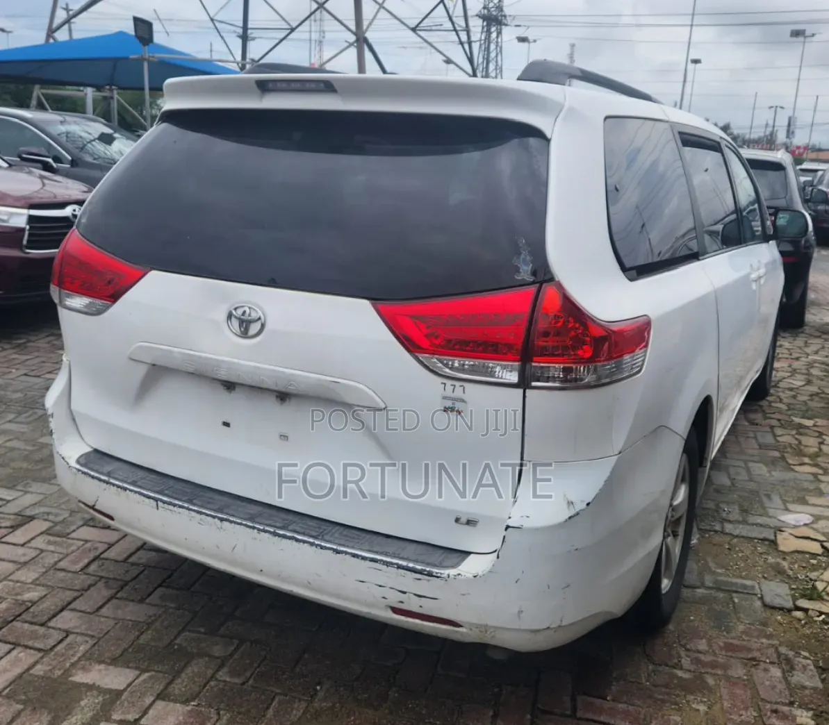 Toyota Sienna 2010 White