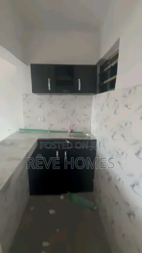 Studio Apartment in Bariga / Shomolu for rent