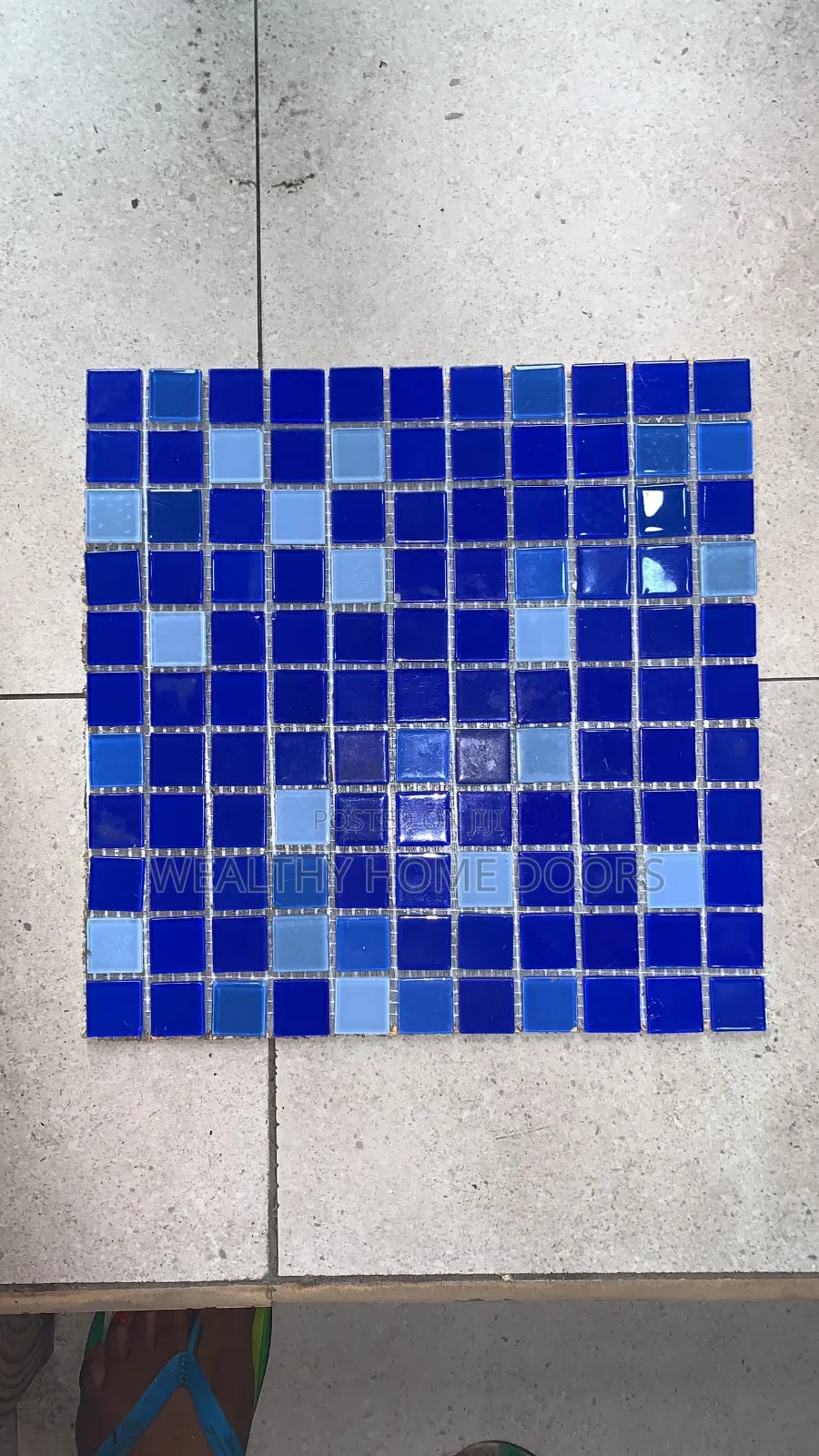 Premium Blue Glass Mosaic Tiles for Swimming Pool and Bathroom