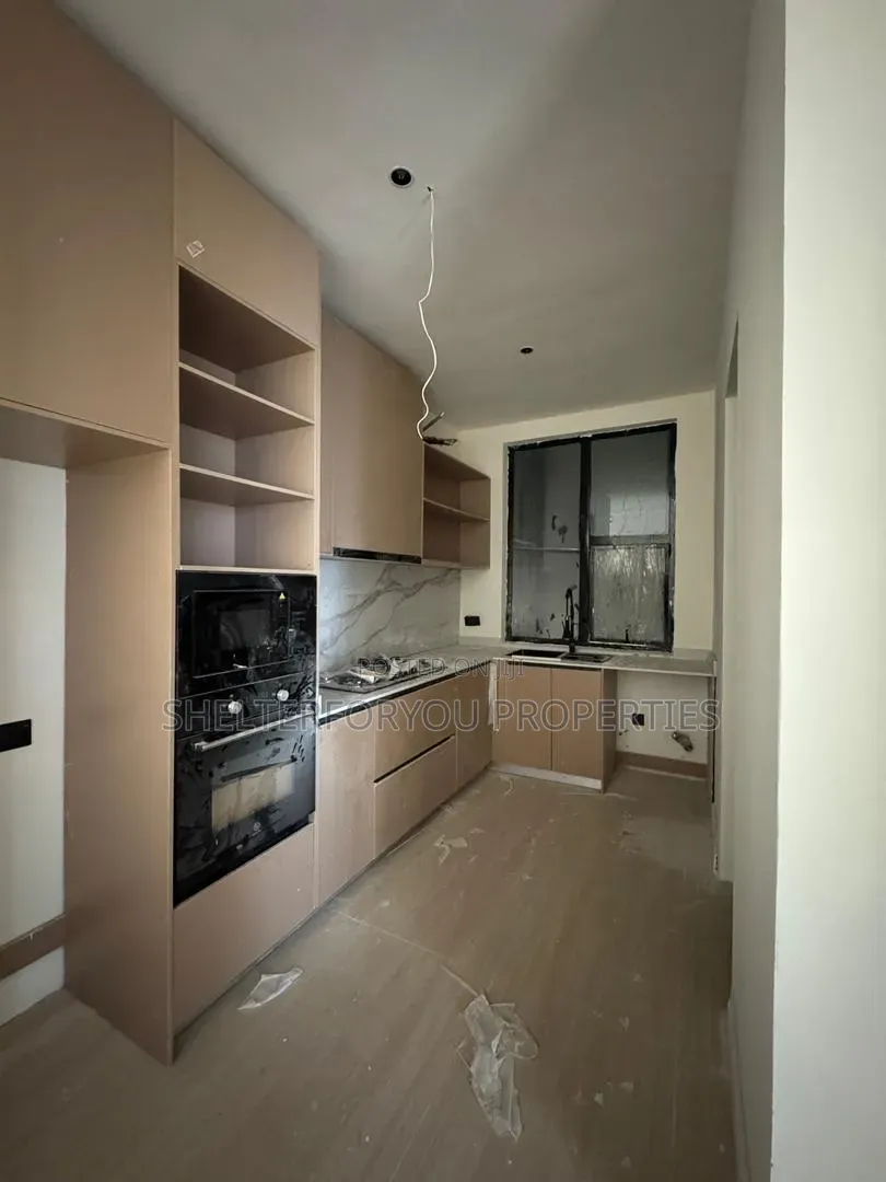 2bdrm Apartment in Lekki Phase 1 for sale