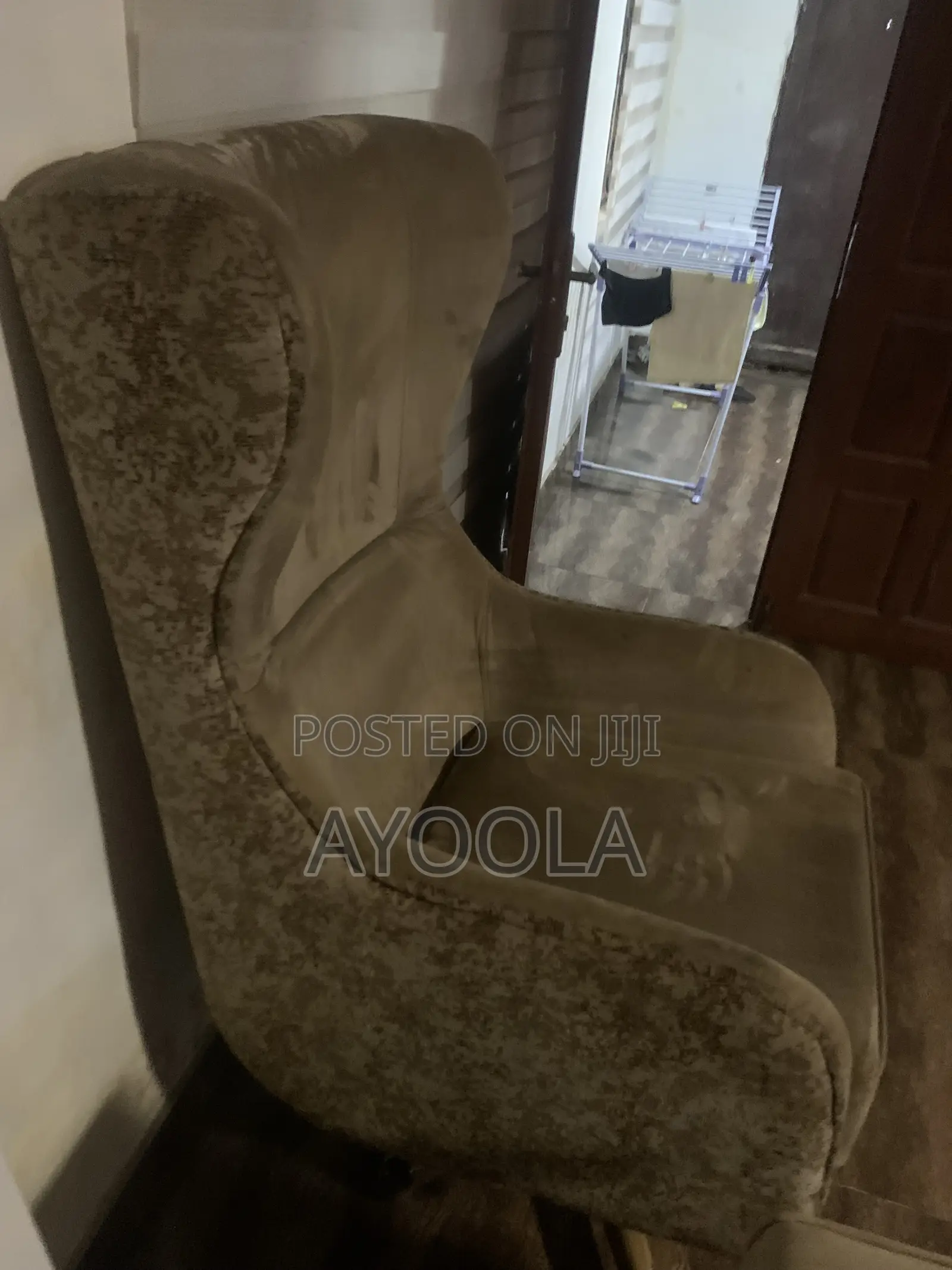 Neatly Used Single Seater Chair