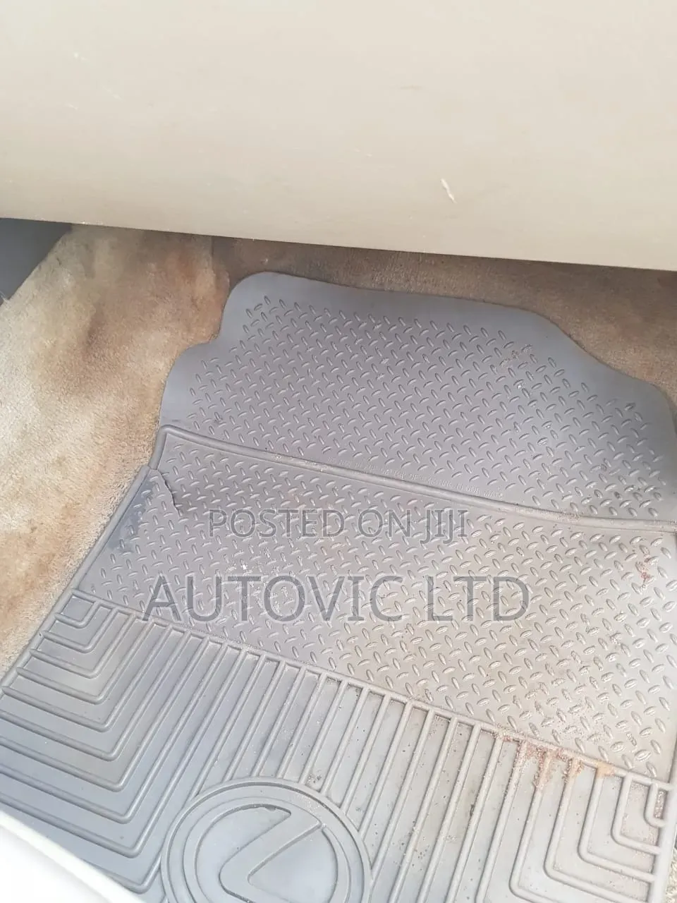 Lexus GX 470 Sport Utility 2005 Gold
