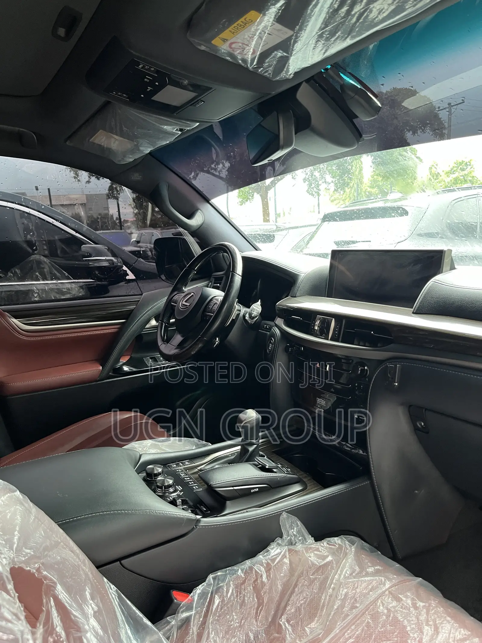 Lexus LX 570 (5 seats) AWD 2019 Black
