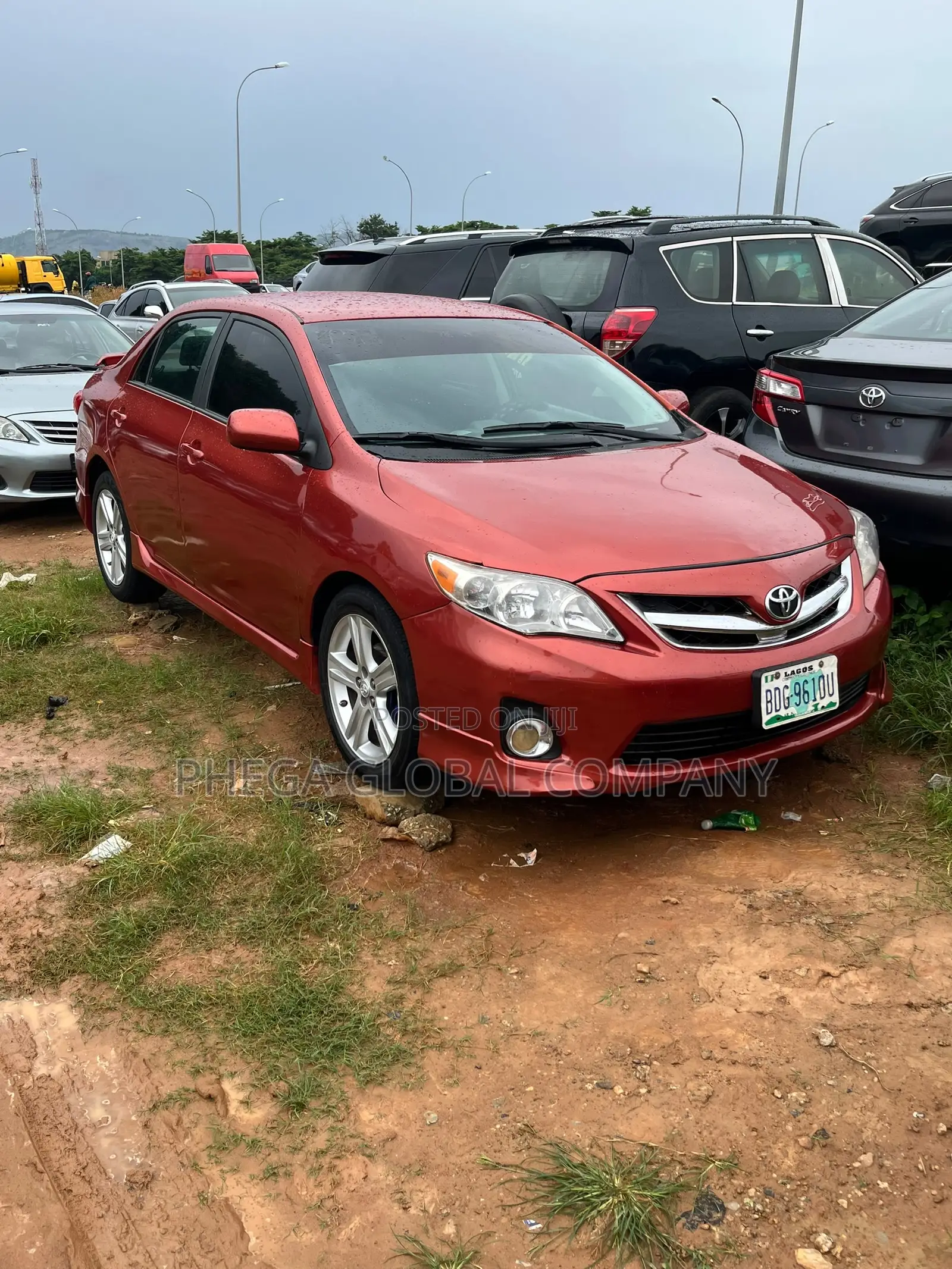 Toyota Corolla S 4dr Sedan (1.8L 4cyl 4A) 2013 Red