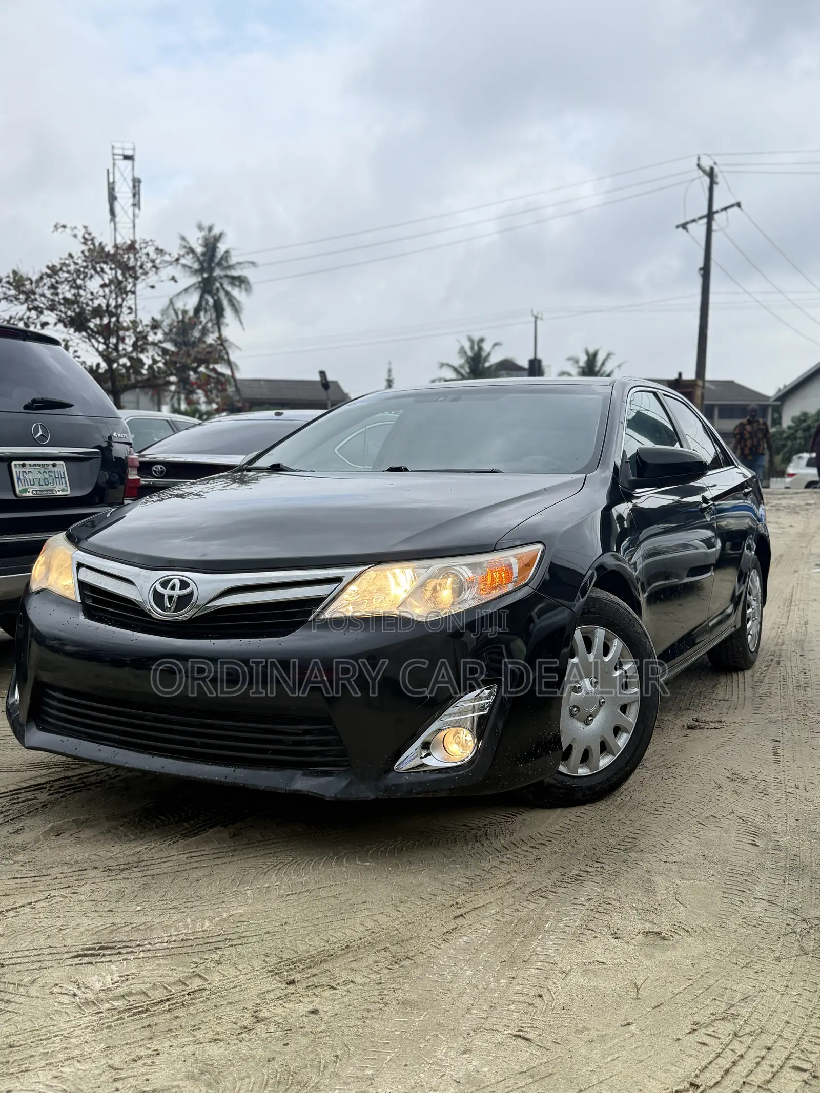 Toyota Camry LE 4dr Sedan (2.5L 4cyl 6A) 2012 Black