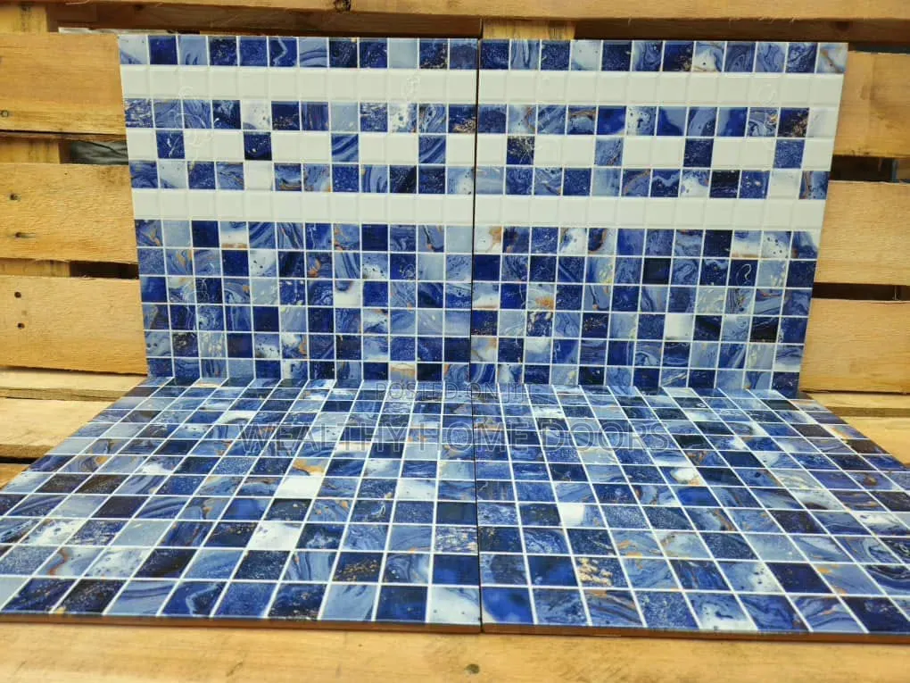 Spanish 33x33 Swimming Pool Tile With Greek Key Border