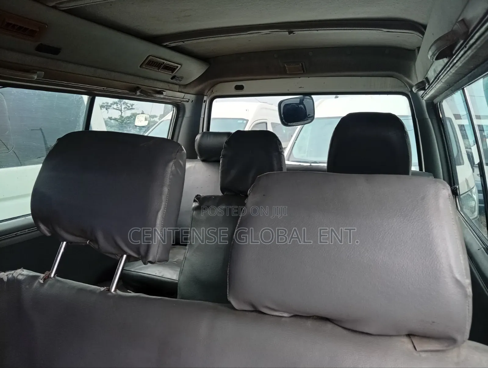 Mitsubishi L300 2005 White
