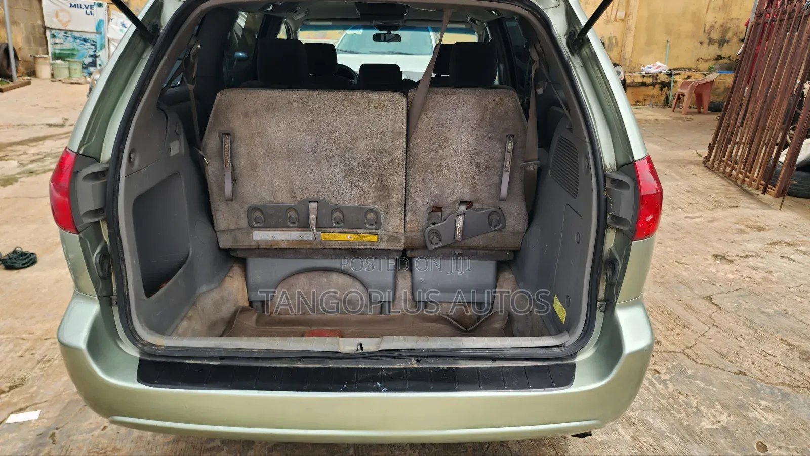 Toyota Sienna 2005 Gray