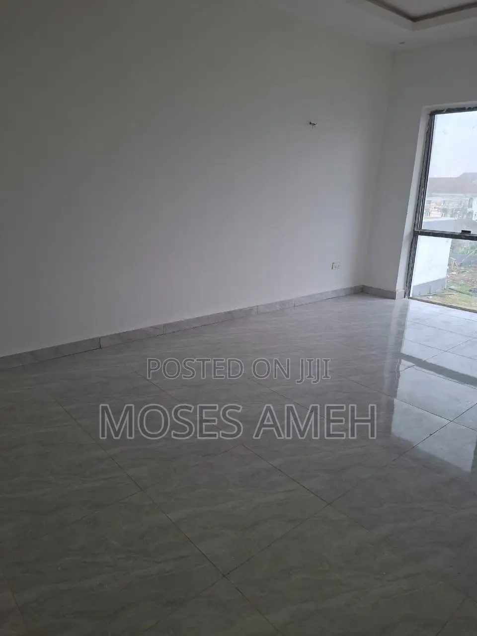 4bdrm Duplex in Mangoro for rent