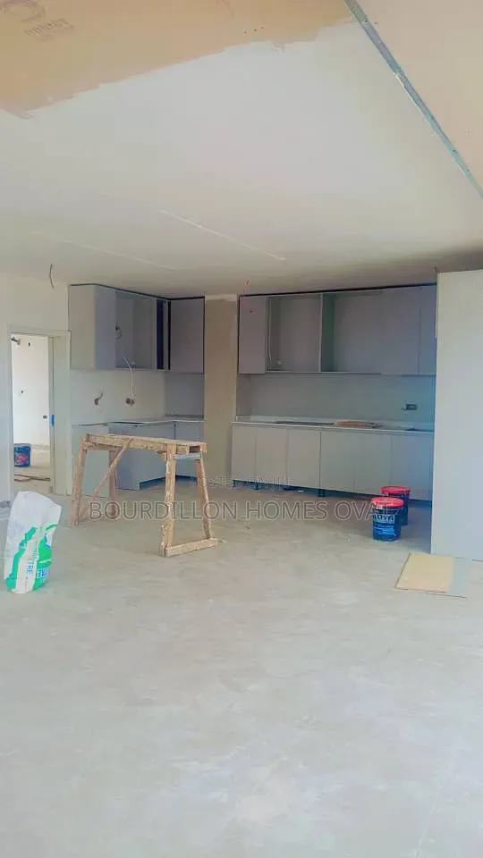 2bdrm Apartment in Victoria Island, 1004 for sale