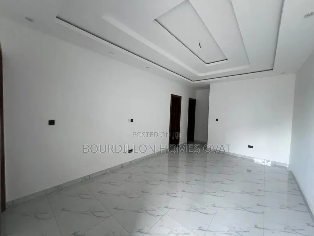 2bdrm Apartment in Abraham Adesanya Estate for sale
