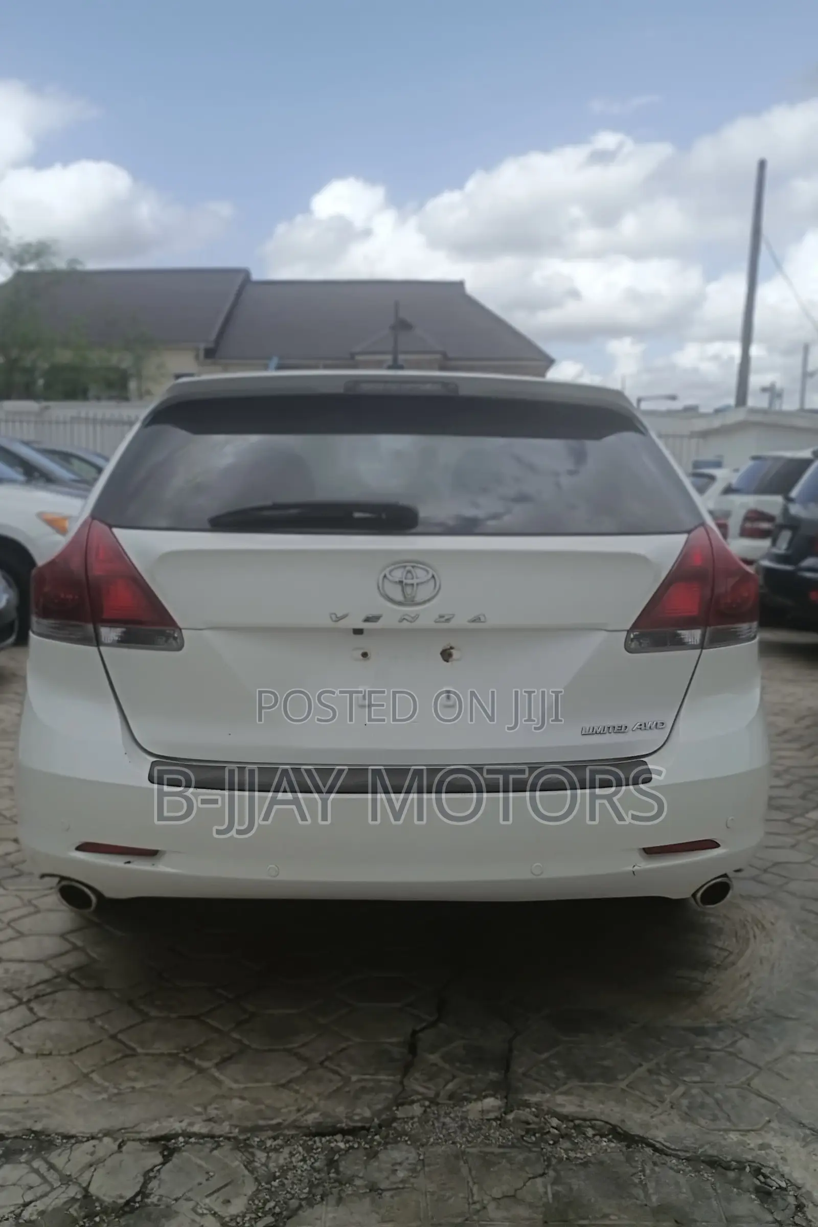 Toyota Venza Limited 2016 White