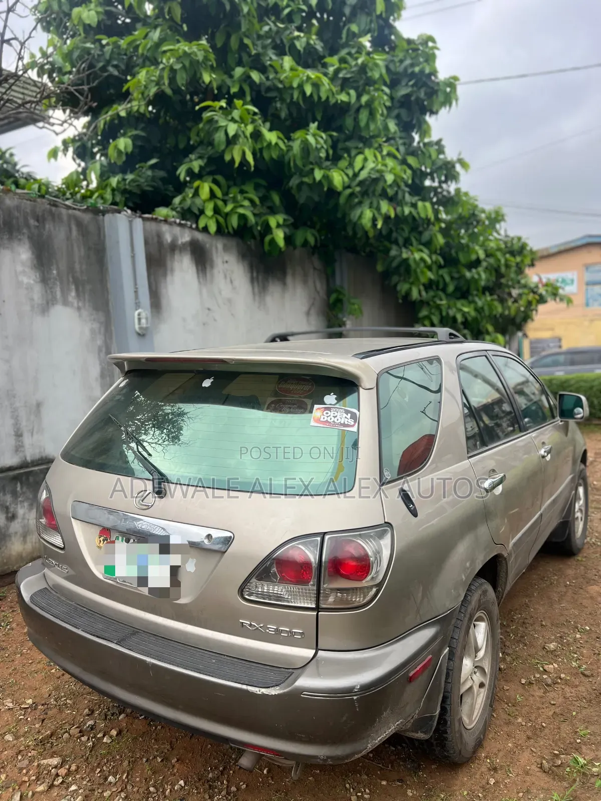 Lexus RX 2000 Gold