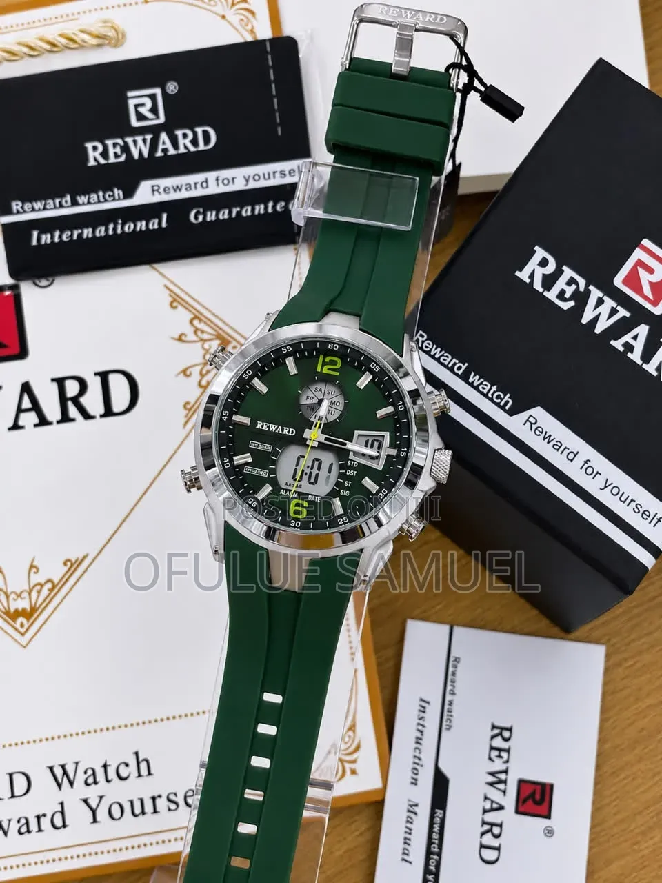 Digital and Analogue Reward Watch