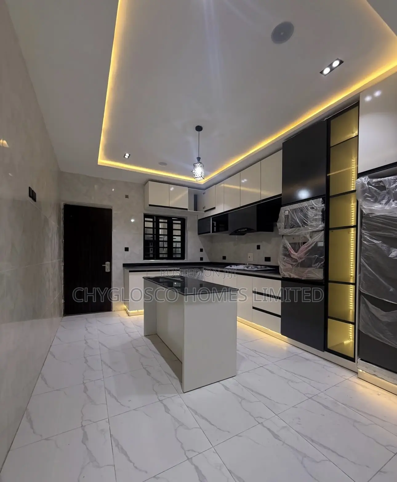4bdrm Duplex in Cocaine Estate, New Layout for sale