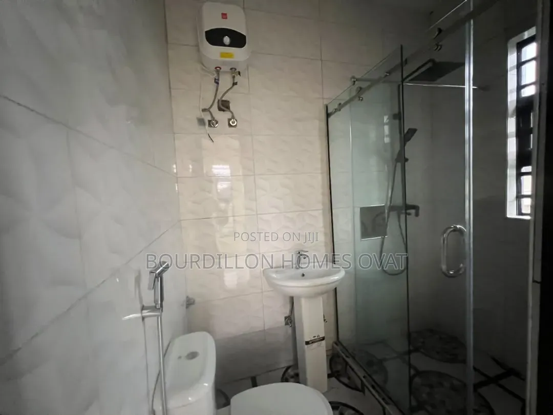2bdrm Apartment in Abraham Adesanya Estate for sale