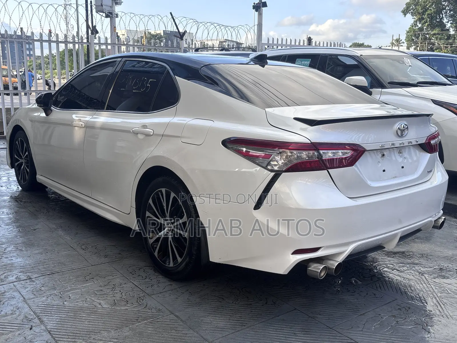 Toyota Camry XSE (2.5L 4cyl 8A) 2019 White