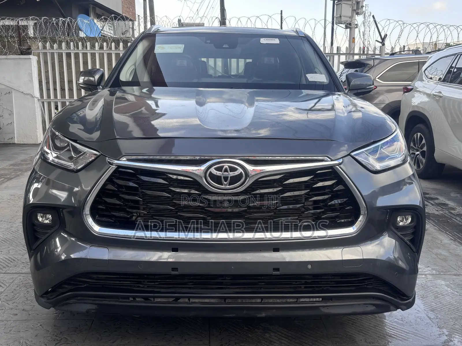 Toyota Highlander Limited 2021 Gray